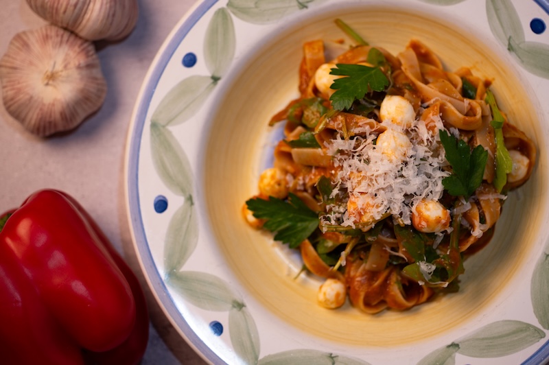 Fettuccine with Roasted Red Pepper Vinaigrette
