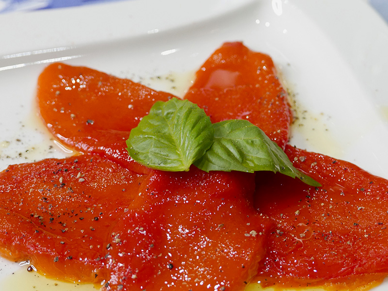 Fettuccine with Roasted Red Pepper Vinaigrette