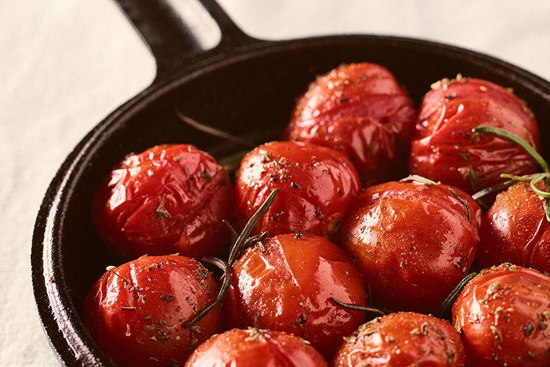 Grilled Steak with Horseradish Tomatoes