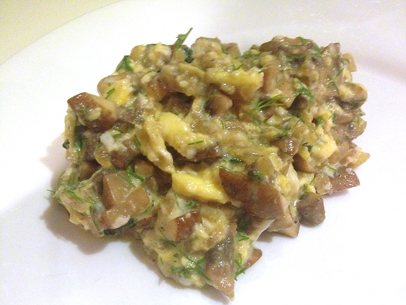 Spanish Scrambled Eggs with Mushrooms