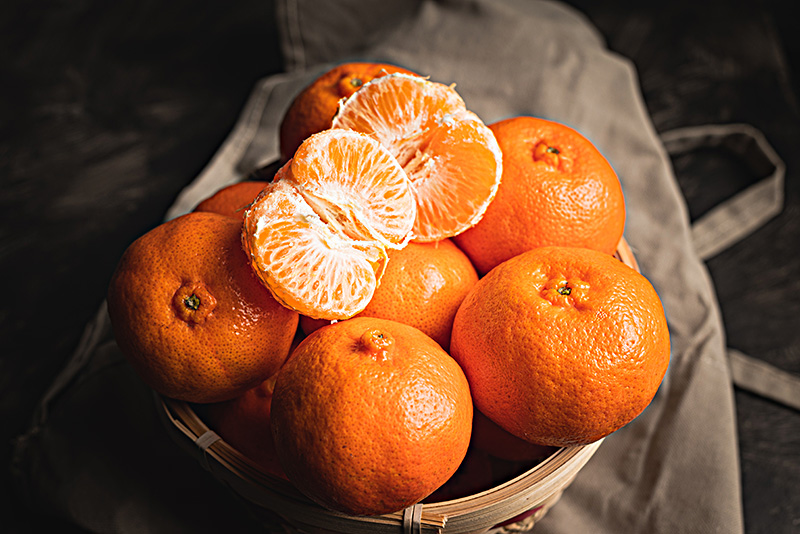 Grilled Halibut with Tangerines and Capers