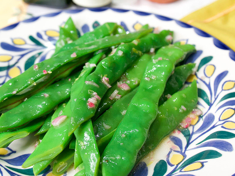 Green Beans in Walnut Vinaigrette