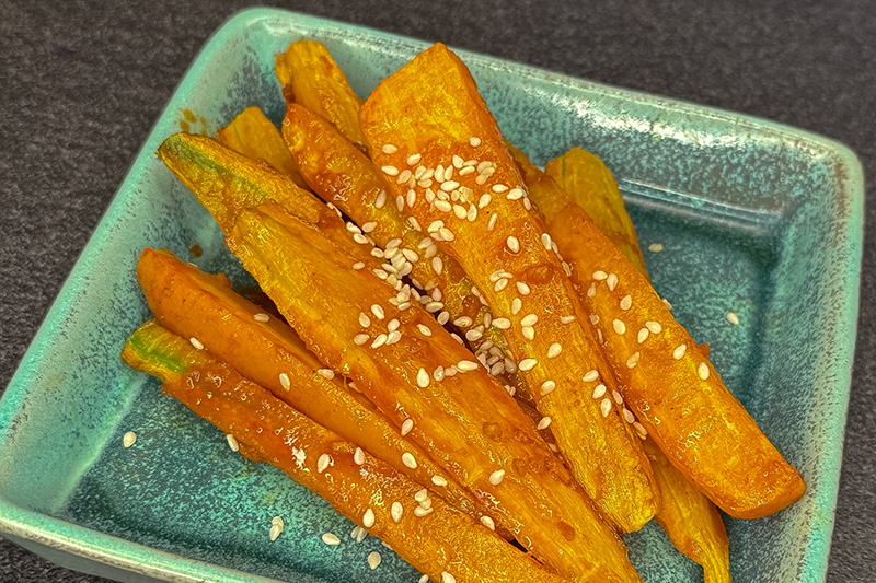 Gochujang Glazed Roasted Carrots